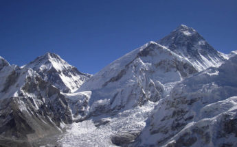 everest-view-from-gokyo-ri